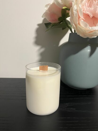 Wood Wick Soy Wax Candle – Frosted - Medium - Musk Stick
